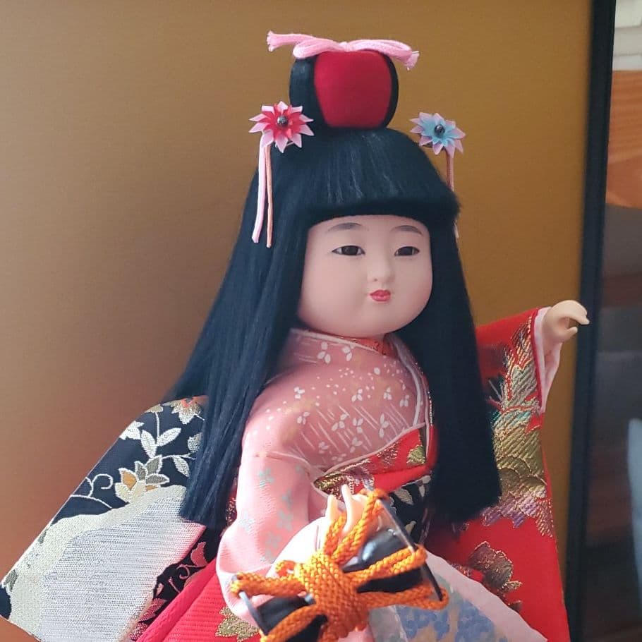 日本人形