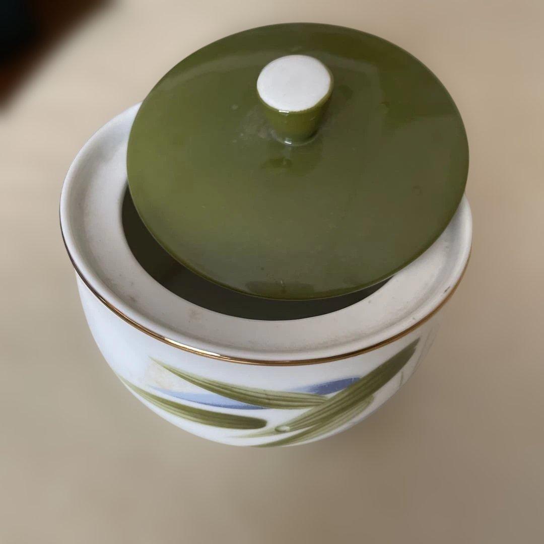 NARUMI 植物模様の陶磁器食器セット