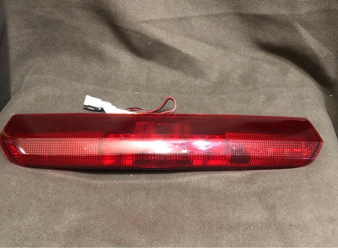 セレナC25準備リアブレーキハイマウント