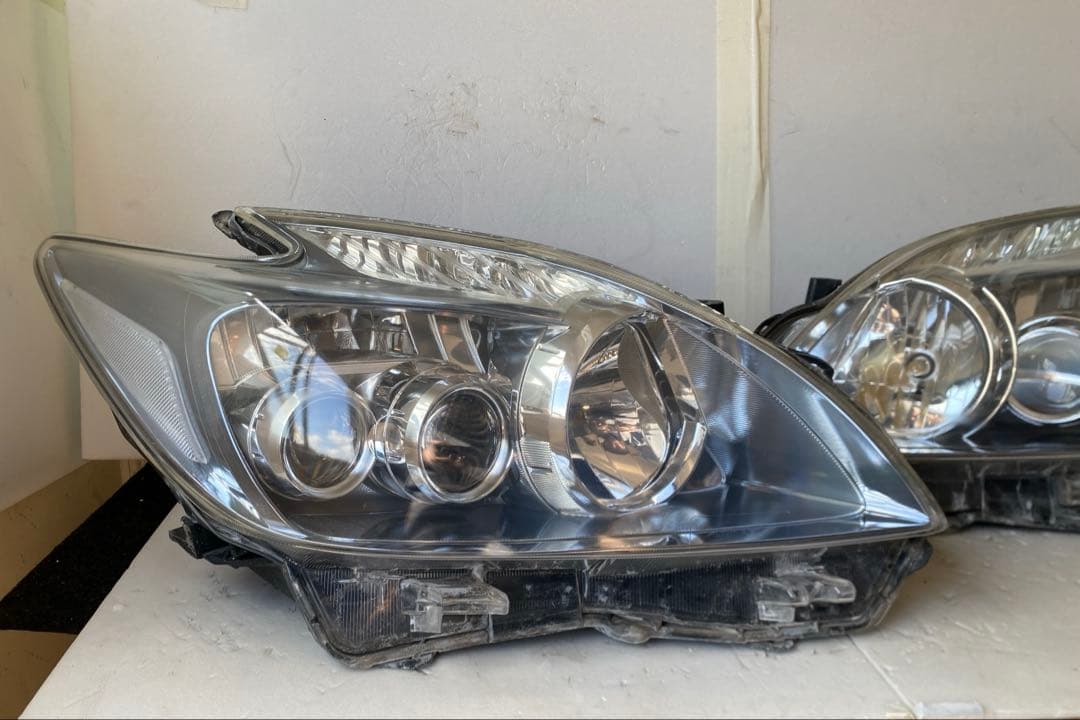 プリウス30系 純正ヘッドライト 左右セット ZVW30 LED/HID