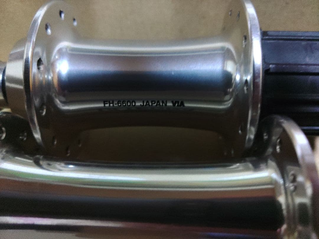 Shimano　ULTEGRA ハブ　HB-6600　FH-6600 24H