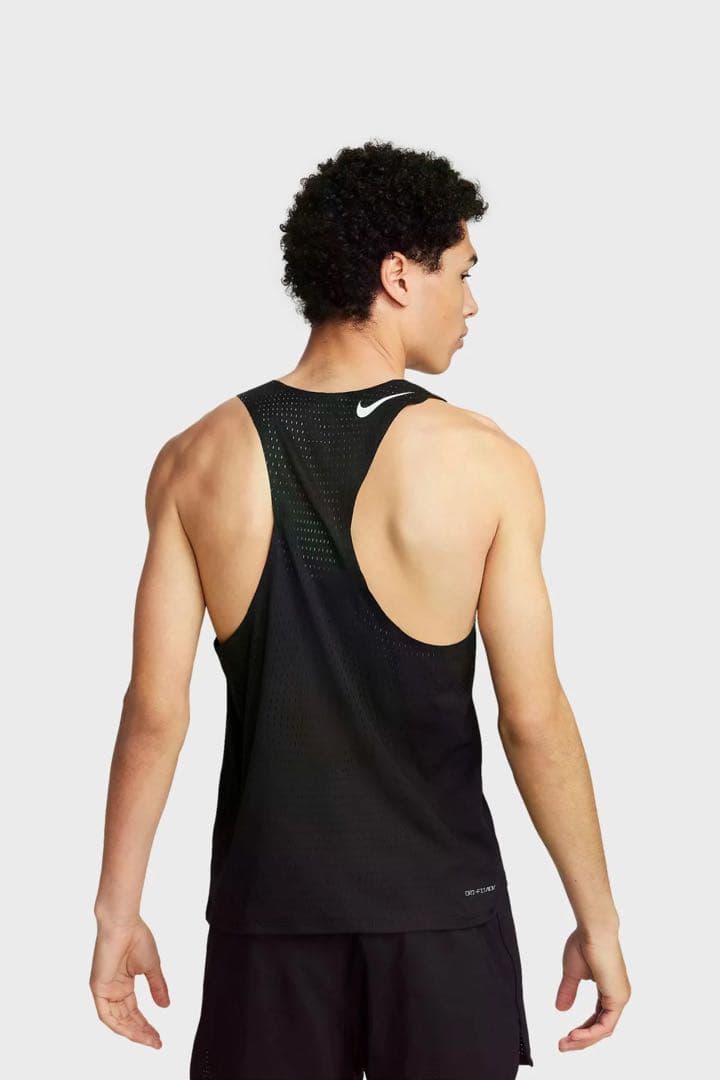 【新品】NIKE エアロスイフト シングレット ブラック Mサイズ