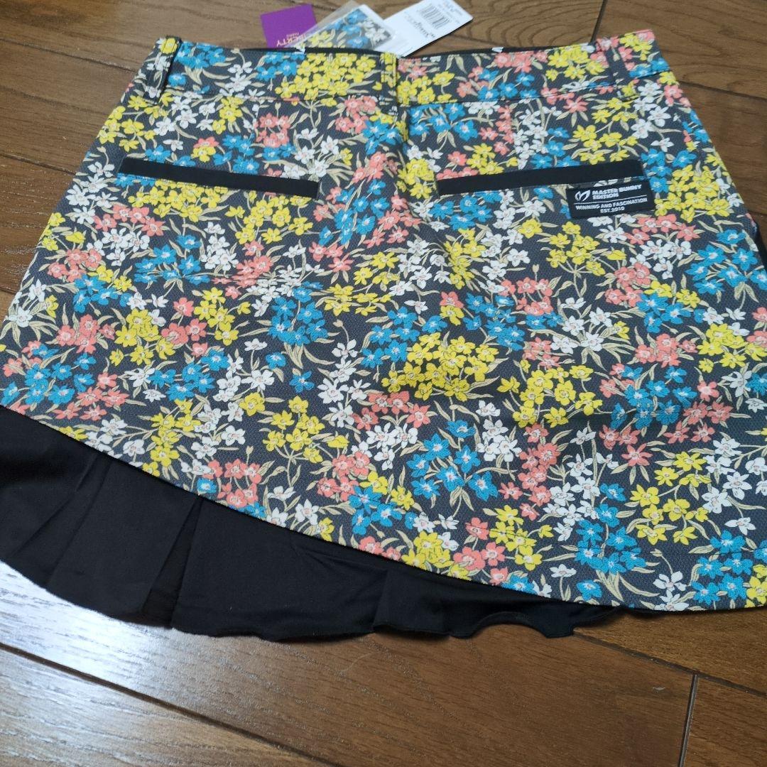 マスターバニーエディション　花柄　フレアスカート M　サイズ1