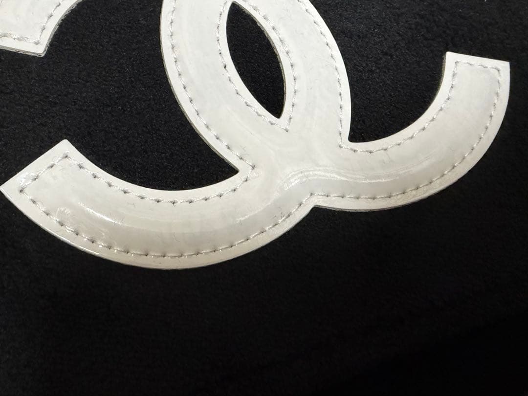 ベ*ル様 訳あり品 CHANELシャネル ミニバッグ ポーチ ブラック×ホワイト