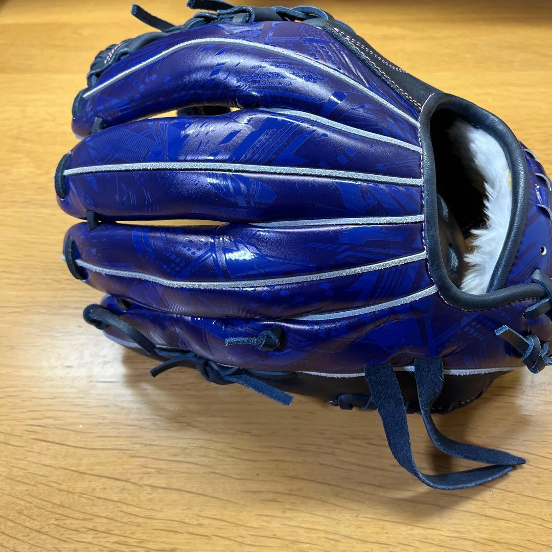 ミズノ グローバルエリート ダイバーシティブルー 坂本モデル　軟式 内野用