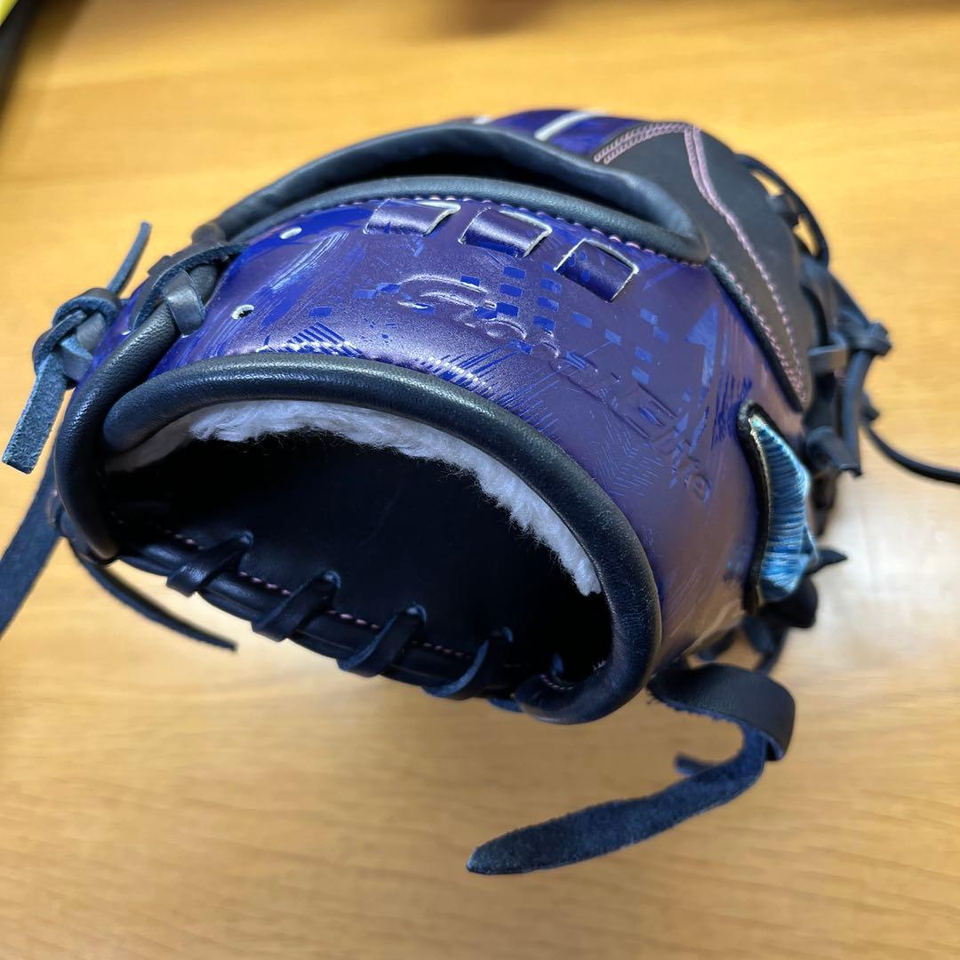 ミズノ グローバルエリート ダイバーシティブルー 坂本モデル　軟式 内野用
