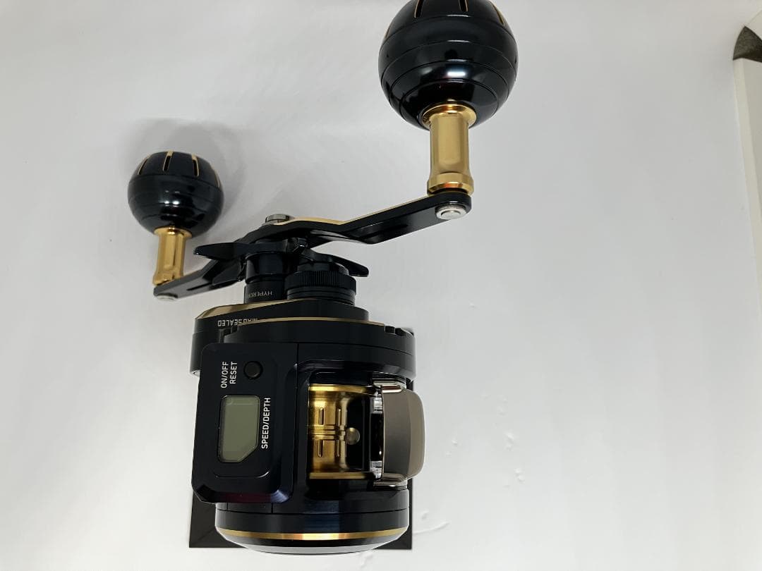【新品未使用】ダイワ 21 ソルティガIC 100H-DH