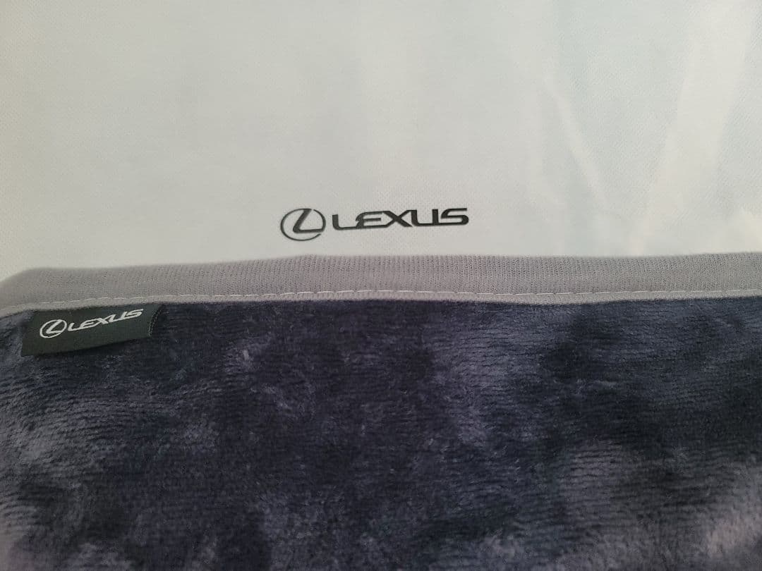 Lexus ダークブルー ブランケット