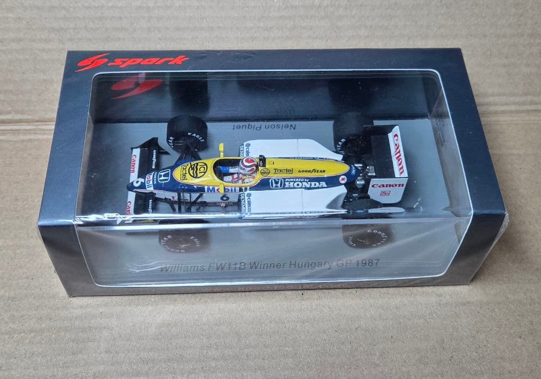 ミニカー 1/43 spark Williams FW11B Hungary 1987