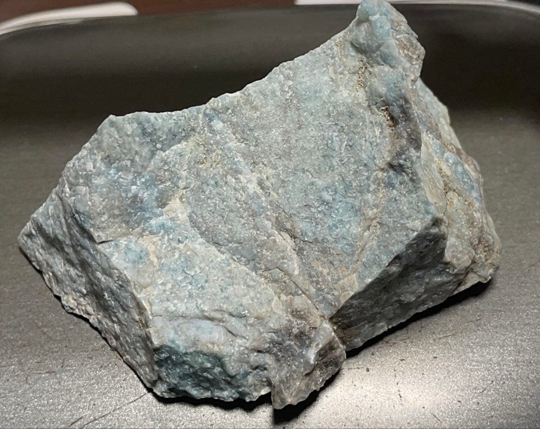青色　糸魚川翡翠52g ヒスイ　ひすい