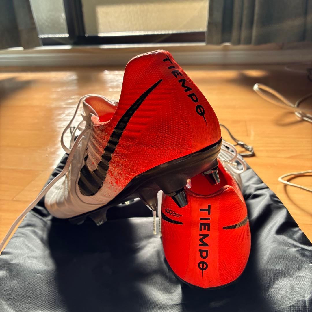 激レア　NIKEティエンポレジェンド7SG