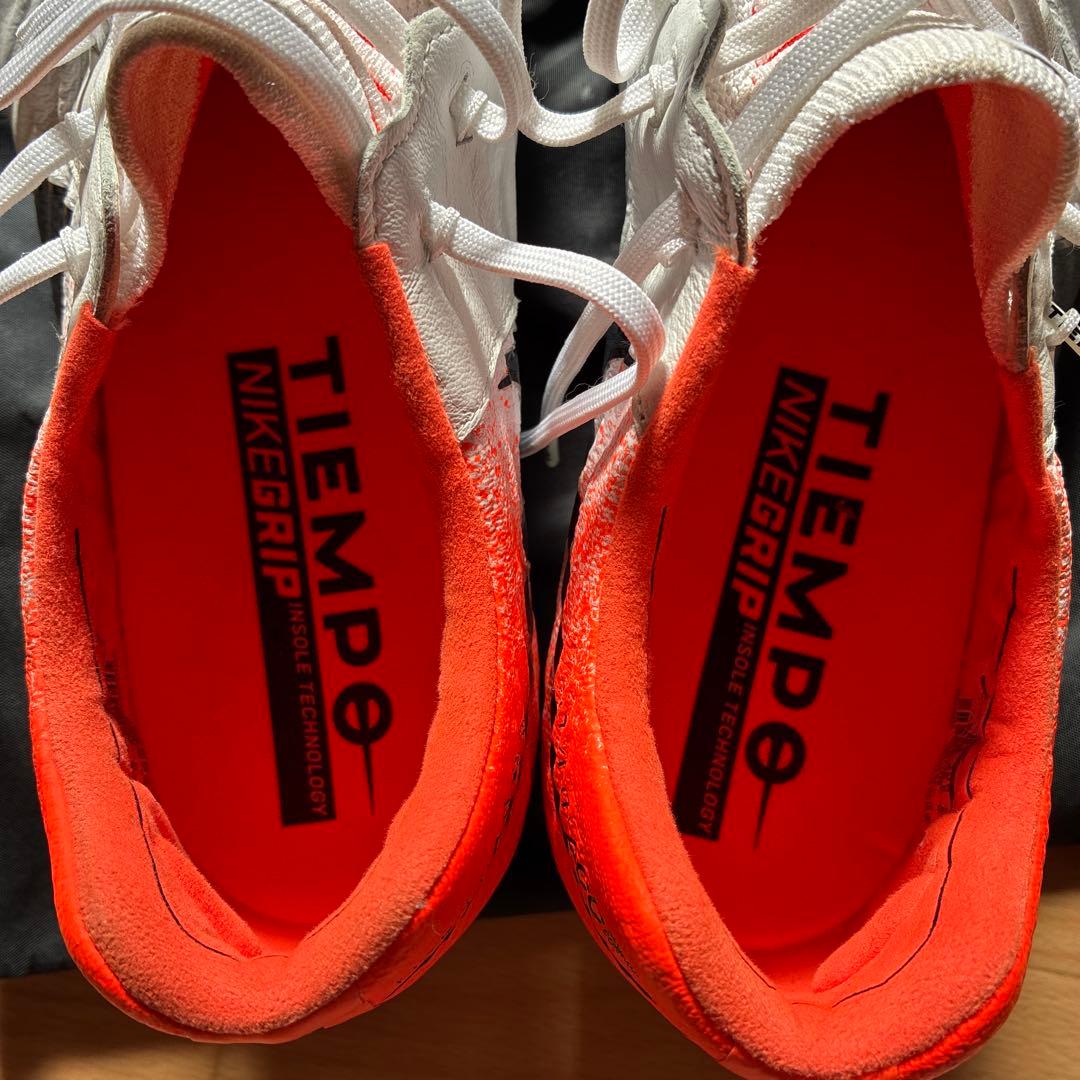 激レア　NIKEティエンポレジェンド7SG