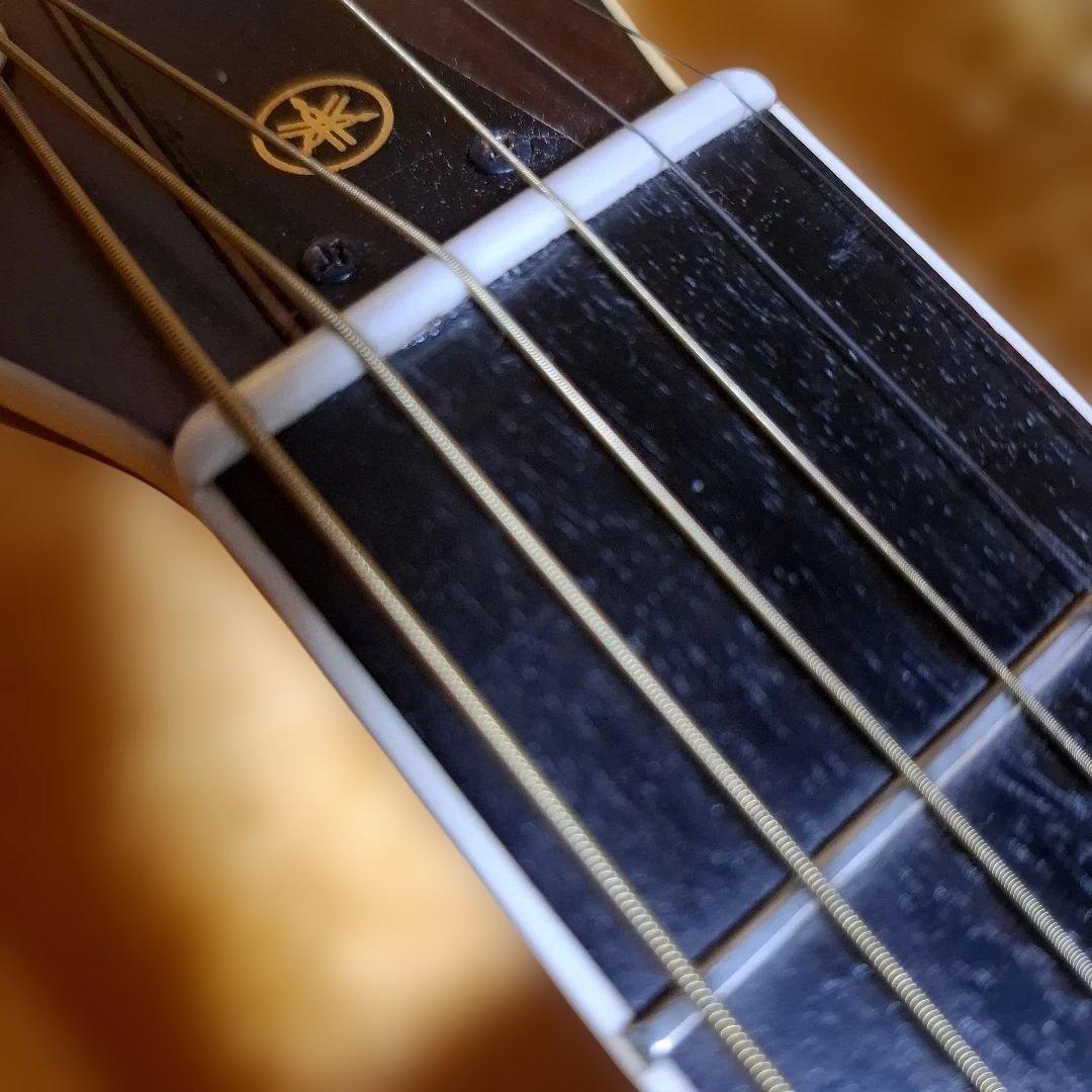 ヤマハ　アコースティックギターFG301　ケース付