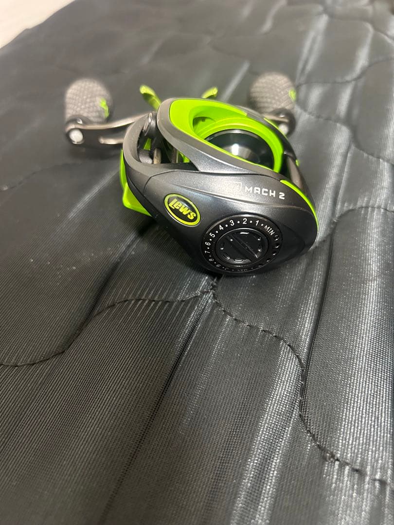 LEW MACH2 ベイトリール HG右