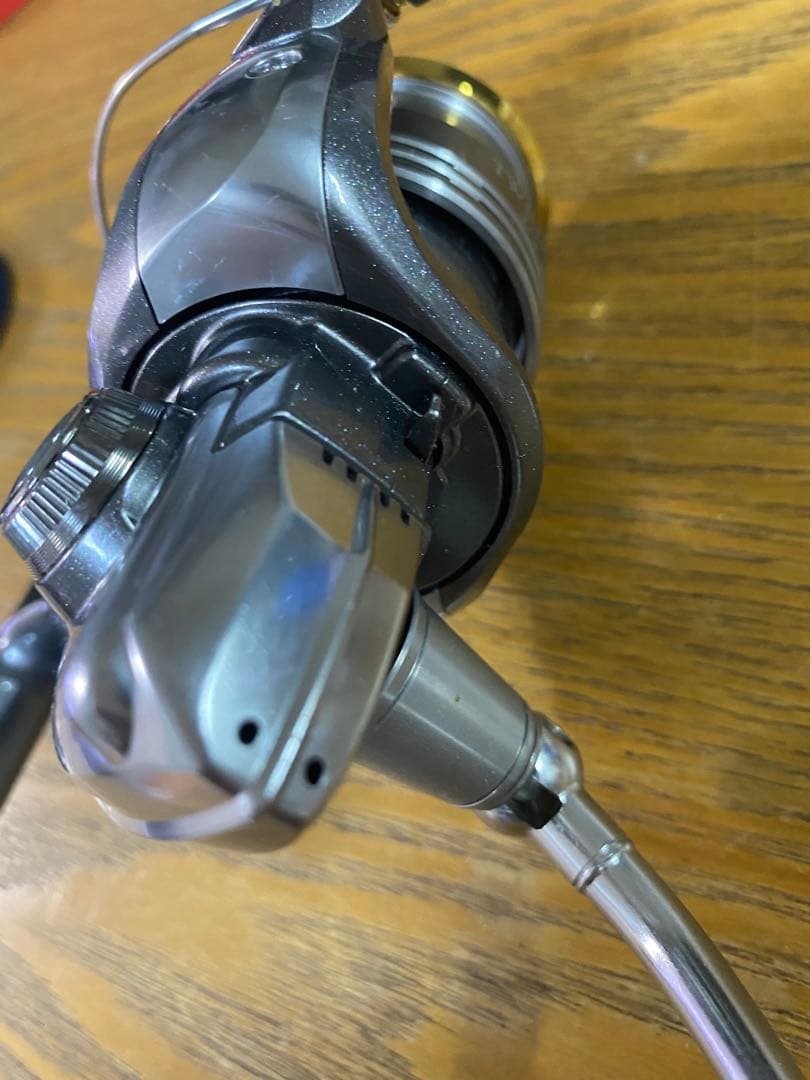 中古美品　シマノ08ツインパワー2500S