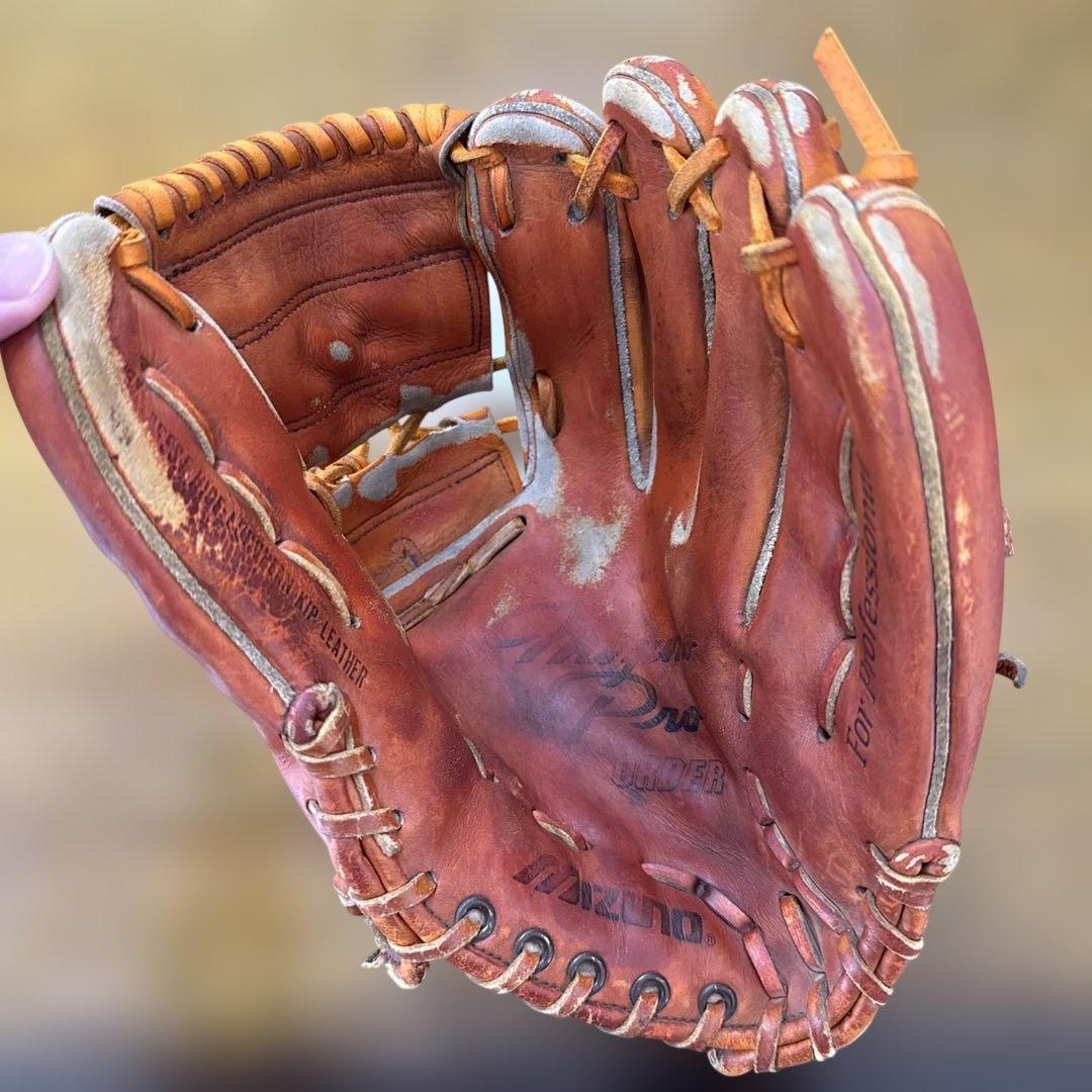 ふ*ん様 MizunoPro オーダー グローブ　投手用（甲子園で使用）ボール付