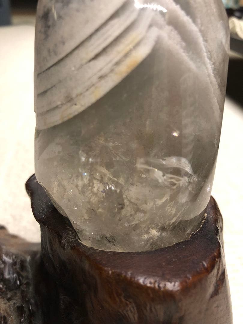 ファントム水晶　台座付き