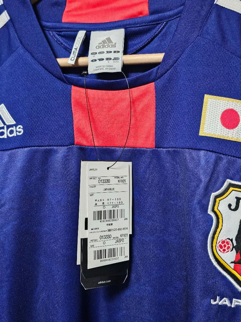 adidas　日本代表　サッカーユニフォーム　AKB48　大島優子　2010年