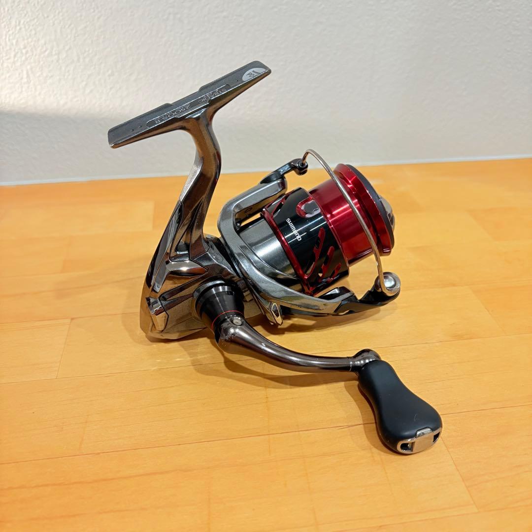 SHIMANO STRADIC CI4+ 2500S スピニングリール