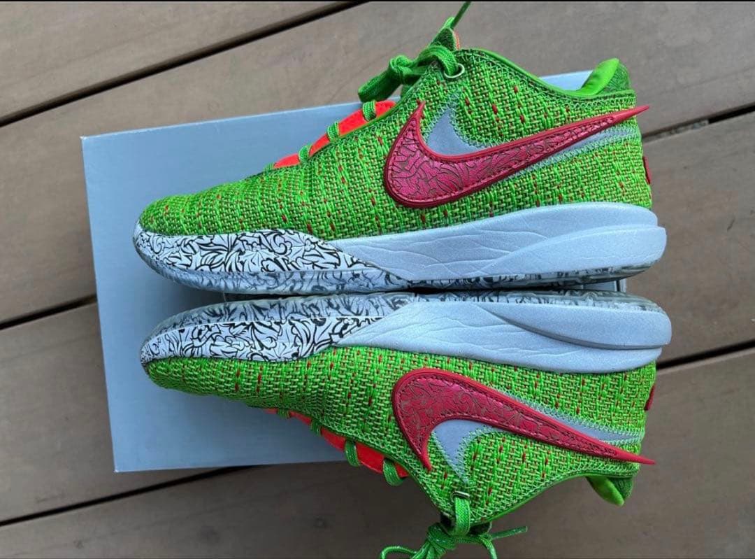 NIKE レブロン クリスマス