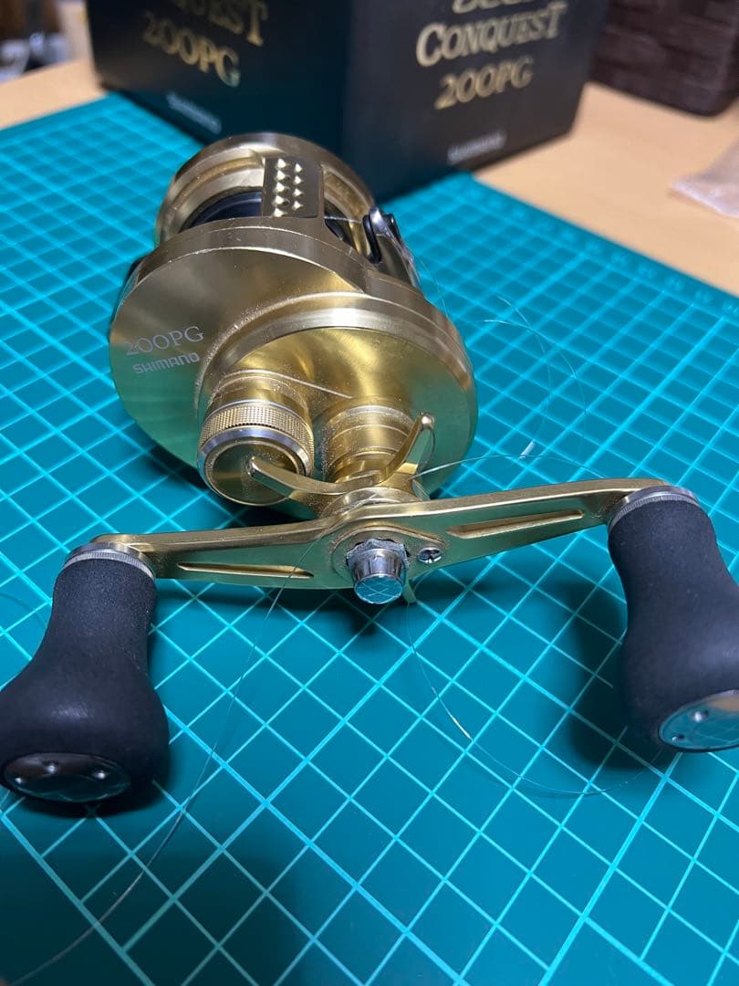 SHIMANO OCEA CONQUEST 200PG ゴールド