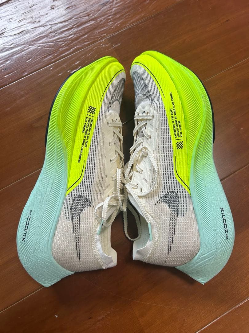 新品未使用 NIKE vaporfly next% 28.5 US10.5