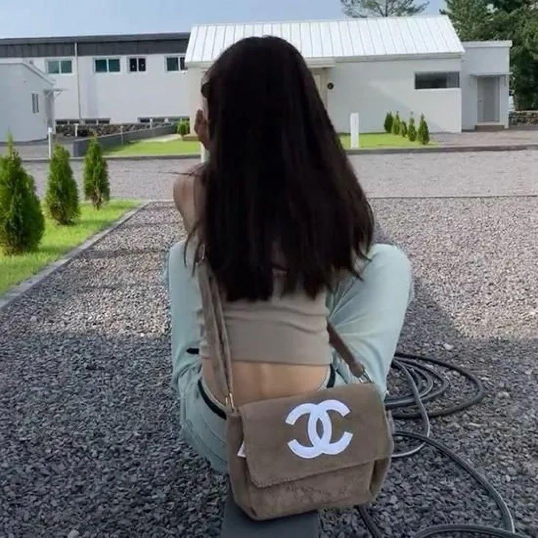 柴*ん様 CHANEL シャネル ミニバッグ ポーチ コーヒーブラウン×ホワイト