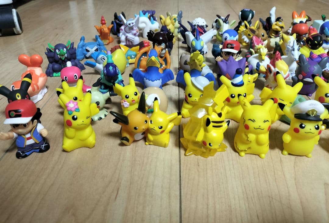 【お値下げ！】ポケモン　ソフビ　指人形　ポケモンキッズ 113体