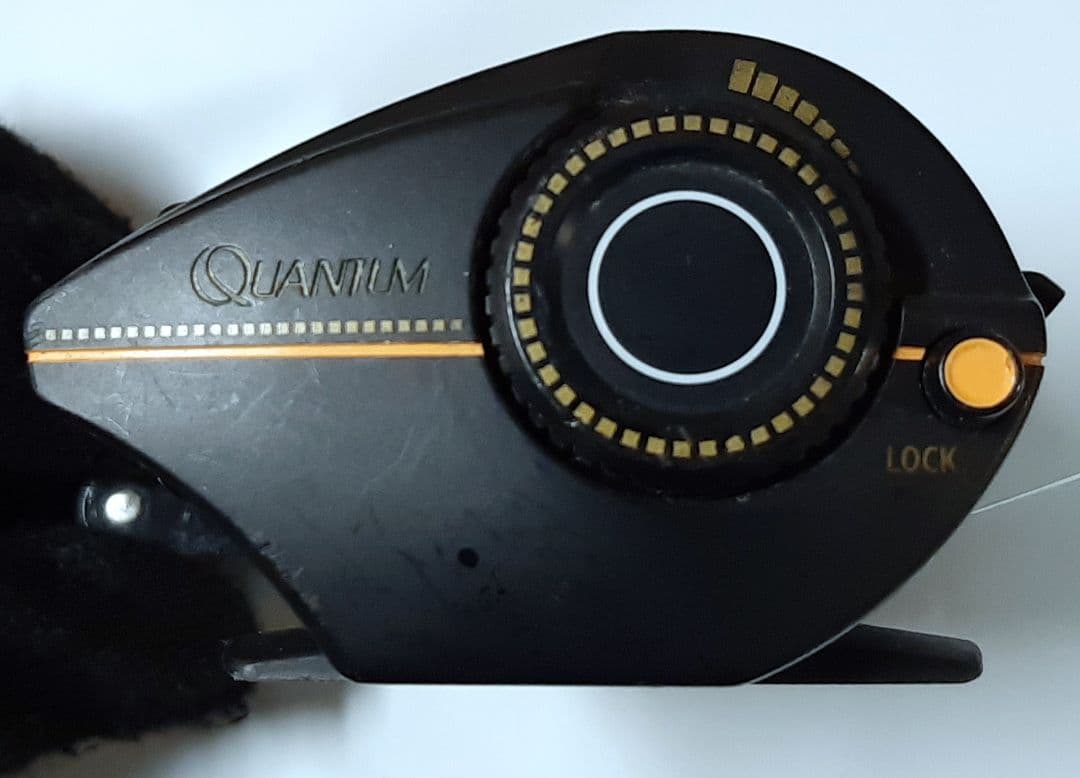 QUANTUM QD1510 クアンタム ベイトリール リール 釣具 魚釣り