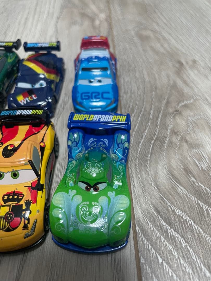 玲*様 【廃盤】カーズ カーズ２ トミカ ワールドグランプリ 10台セット