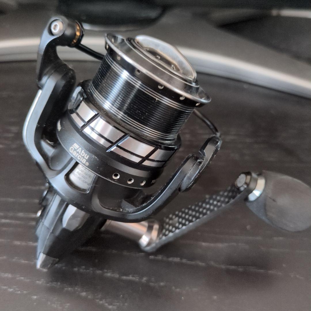 Roxani 2500SH スピニングリール