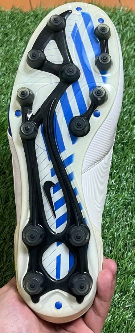 激レア！新品！NIKE TOTAL90 ナイキ トータル90 レーザー2