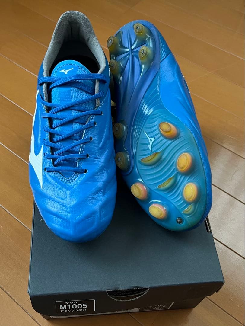 Mizunoサッカーシューズ　レビュラ2V1JAPAN