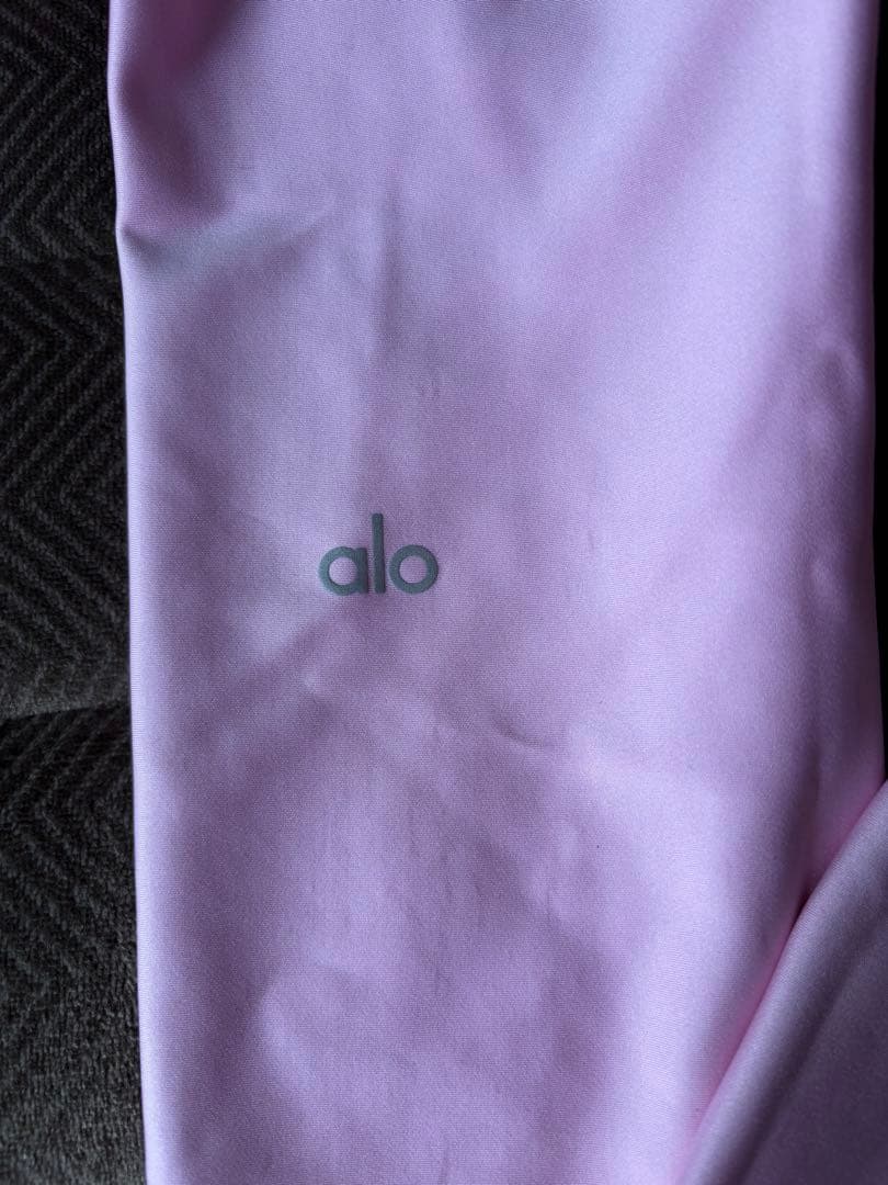 Alo ピンク レギンス　Airlift