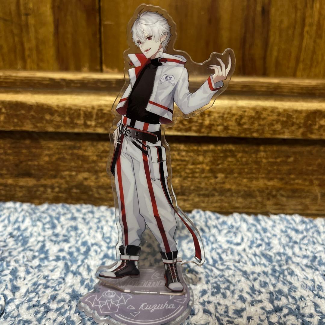 葛葉　アクスタ／缶バッジ／チャーム(バラ売り可)最後まで回覧要