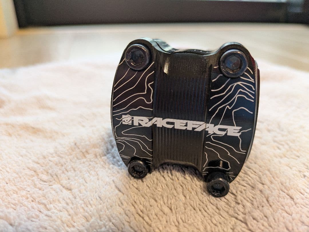 RACEFACE ATLAS ステム クランプ径35ミリ　長さ35mm