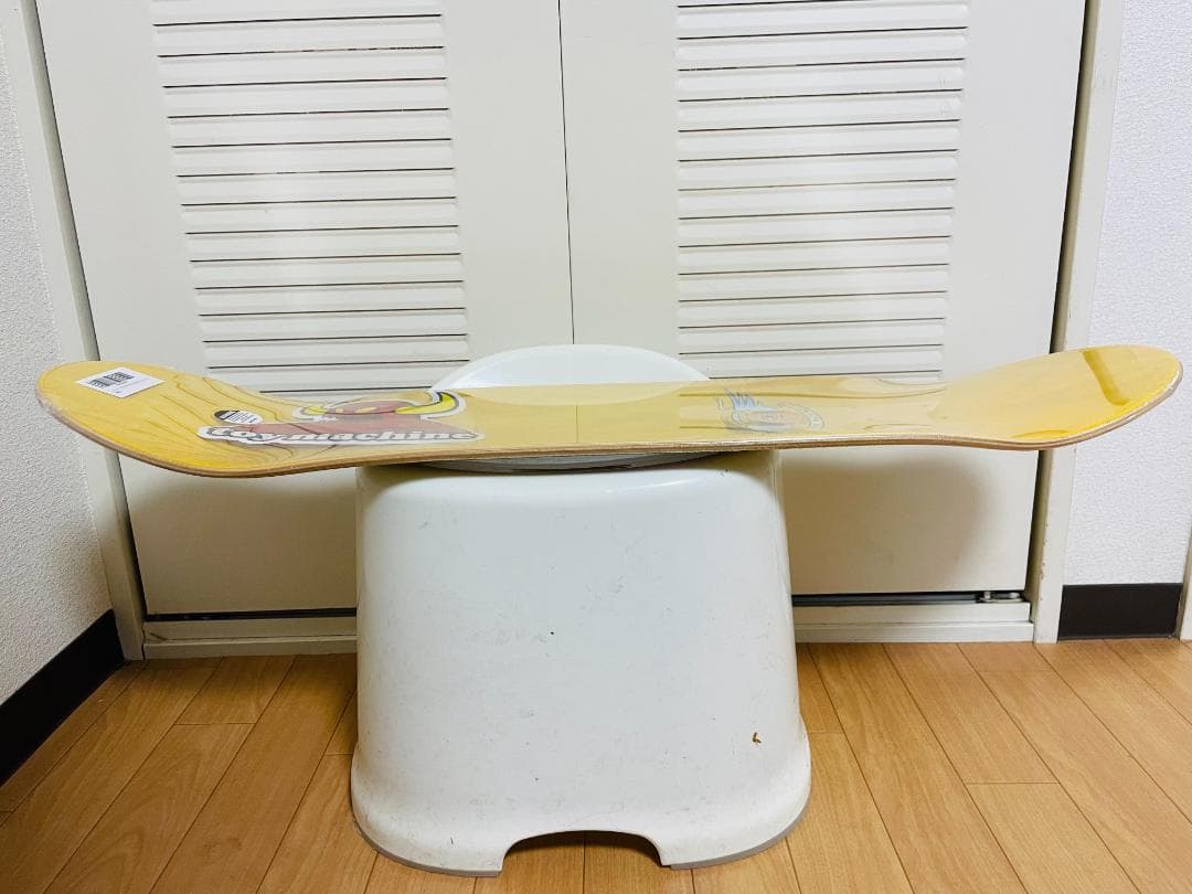 TOY MACHINEトイマシーン　スケートボードデッキ　8.25*32