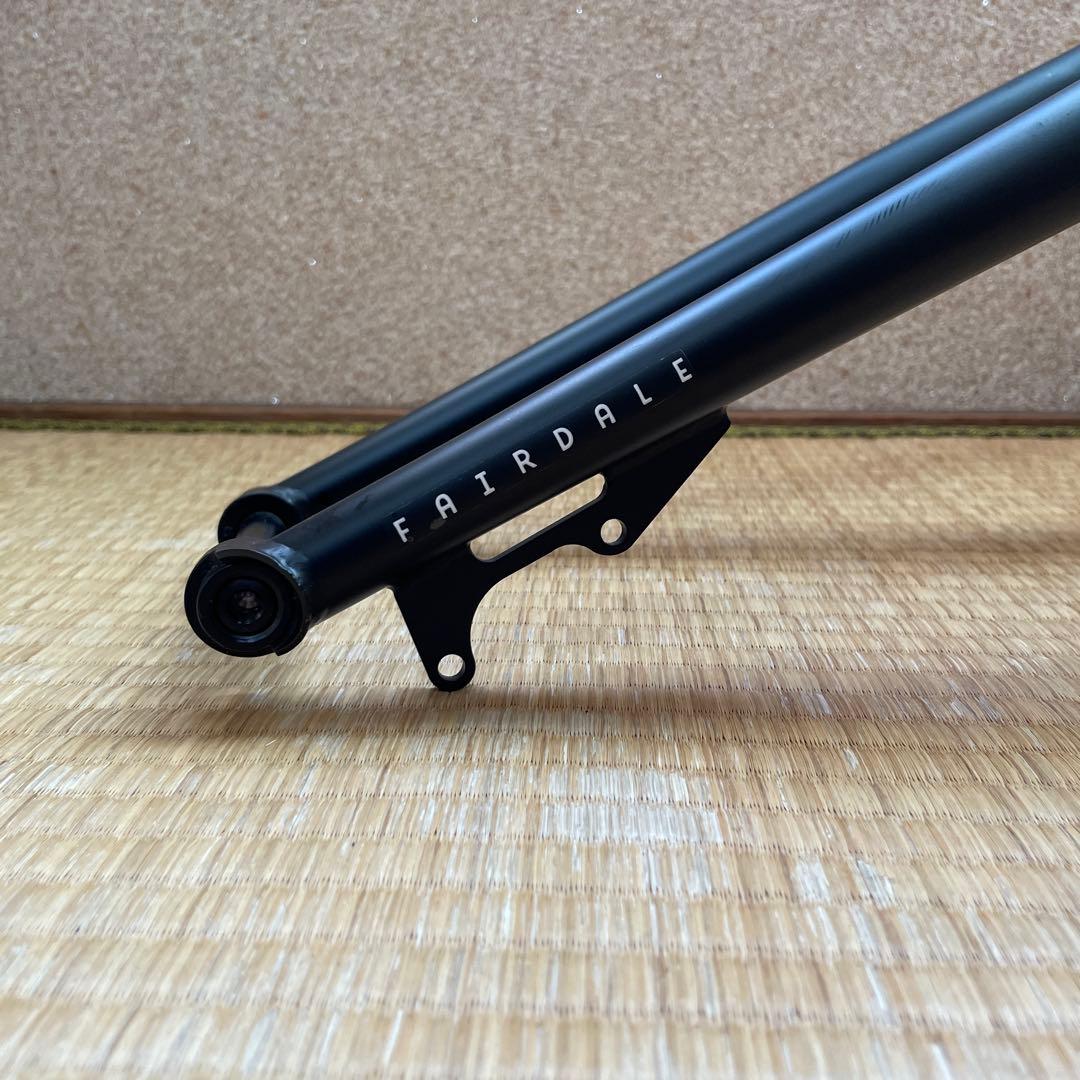 FAIRDALE フロントフォーク ブラック 26inch