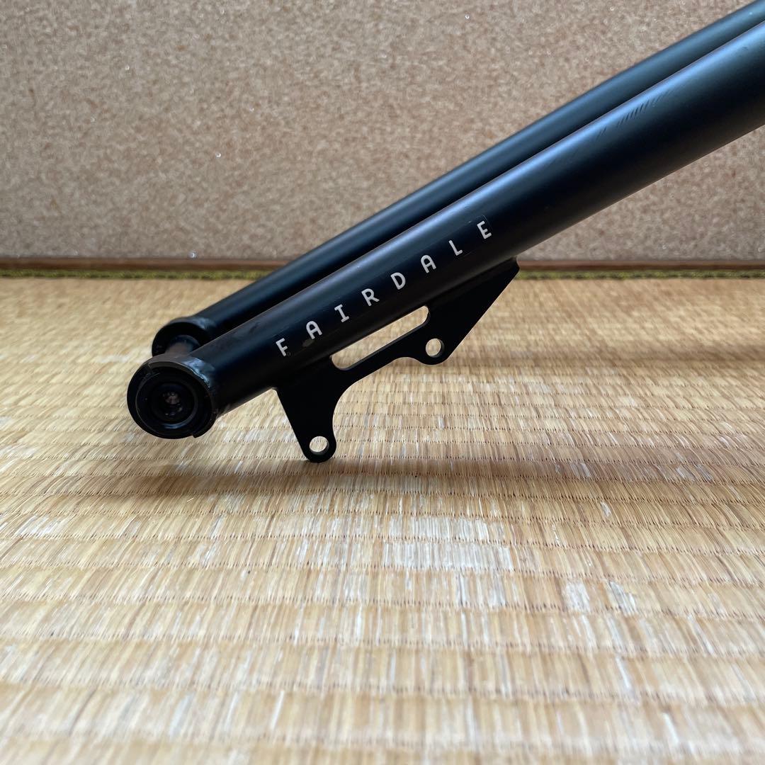 FAIRDALE フロントフォーク ブラック 26inch