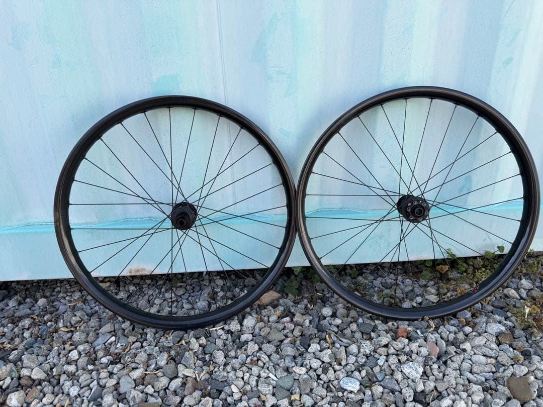 Reserve30 dtswiss 240 MTBカーボンホイールセット27.5