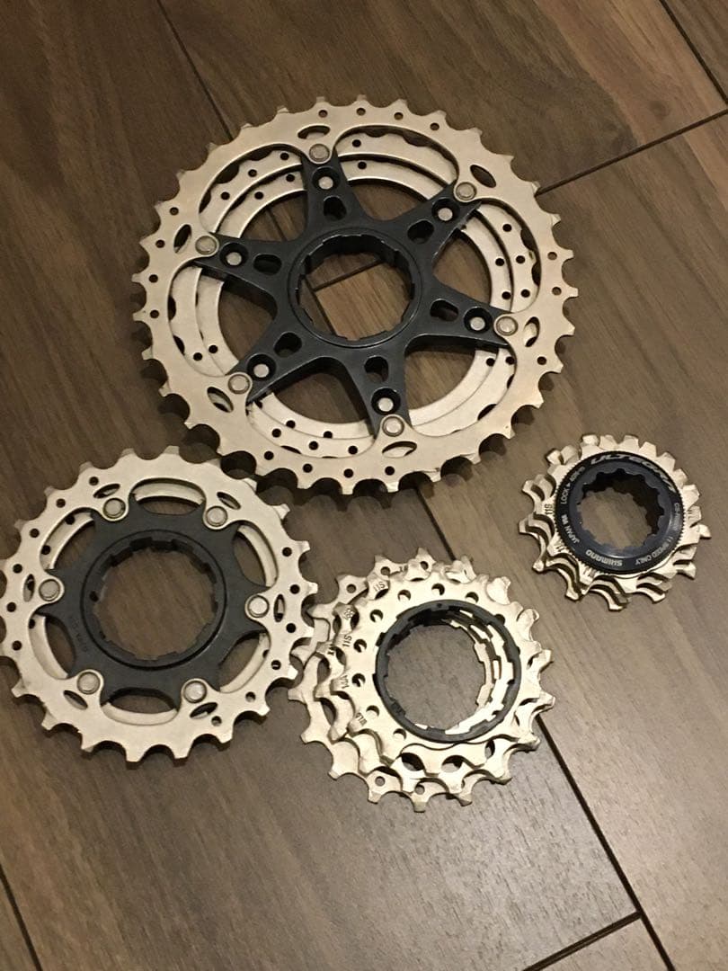 【美品】シマノ　スプロケット　ULTAGRA CS-R8000 11-32t