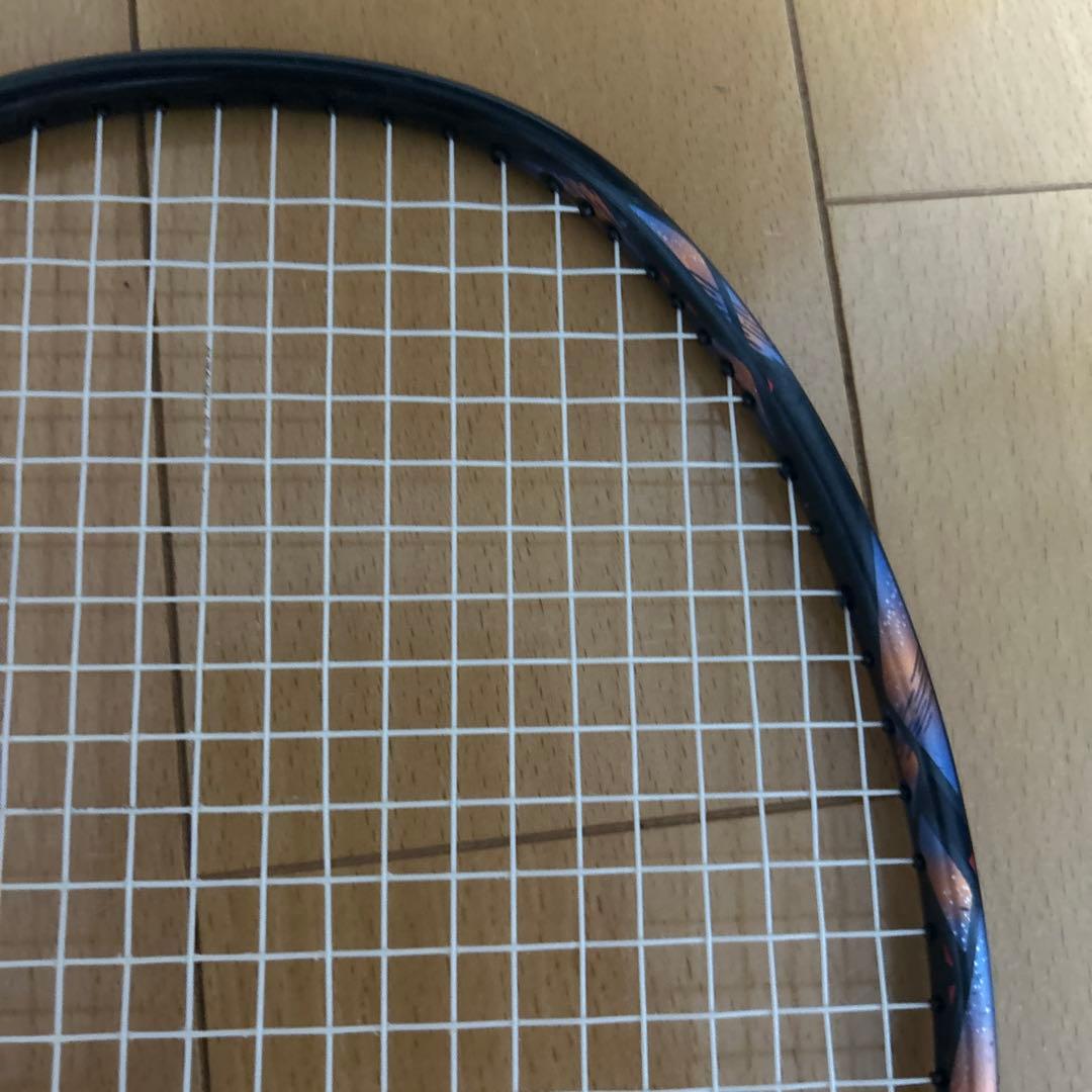 バドミントンラケット アストロクス77プロ