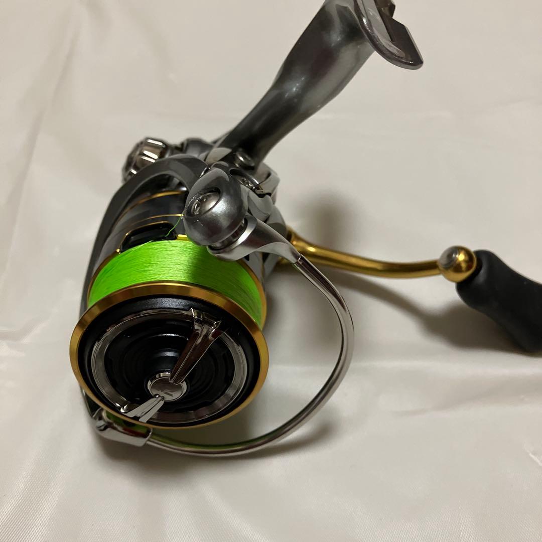 DAIWA 18FREAMS LT 2000S ダイワ フリームス スピニング