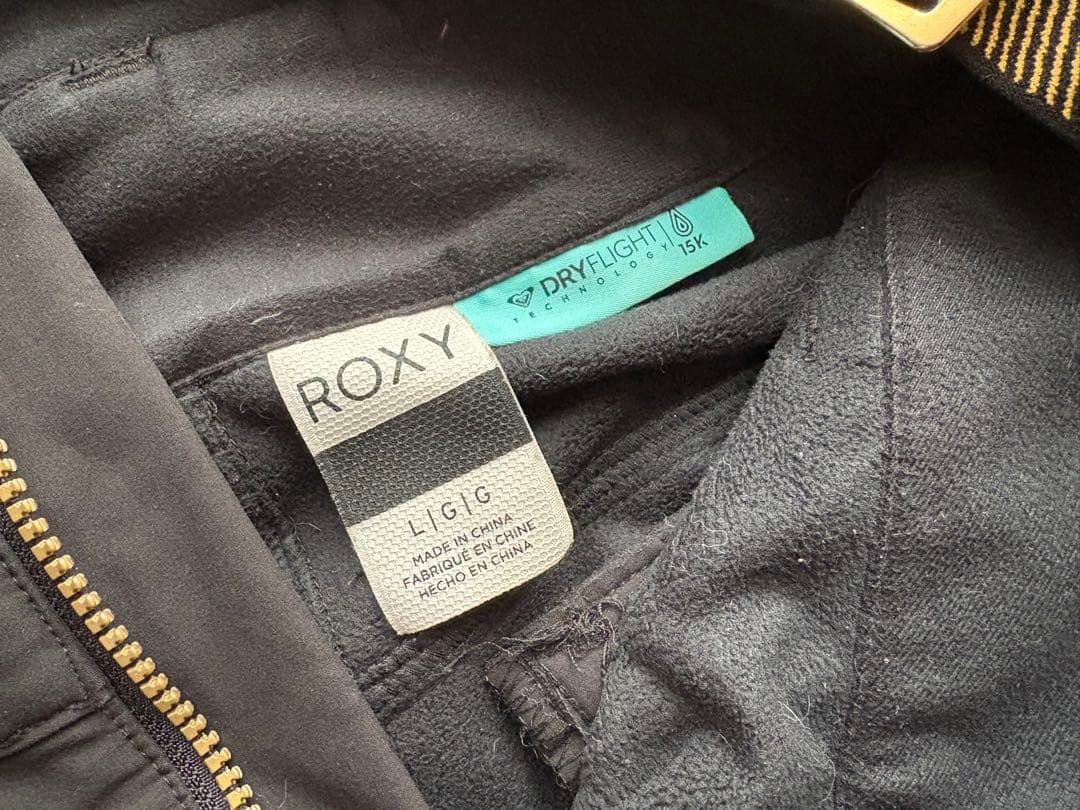 【SALE】ROXY ブラックスノーボードパンツ