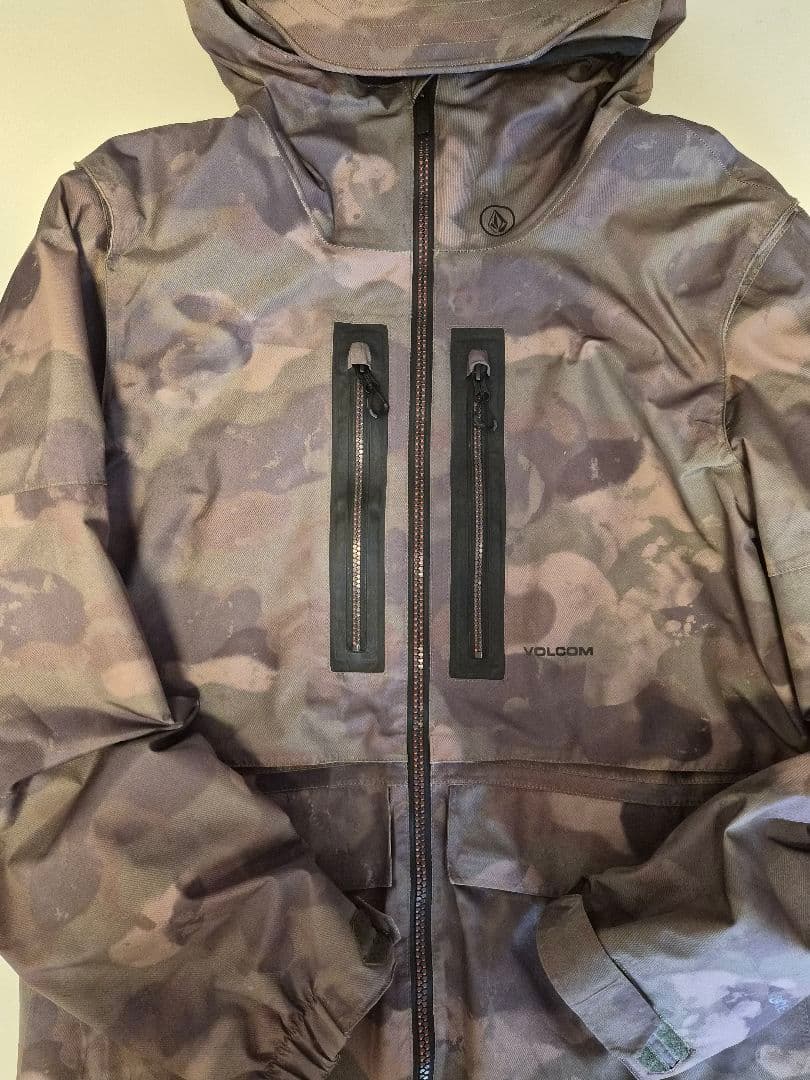 VOLCOM GORE-TEX 迷彩スノーボードジャケット Mサイズ