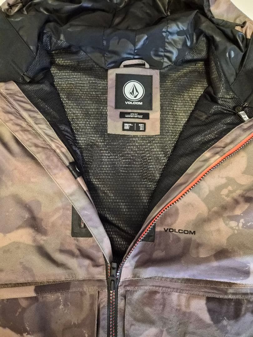 VOLCOM GORE-TEX 迷彩スノーボードジャケット Mサイズ
