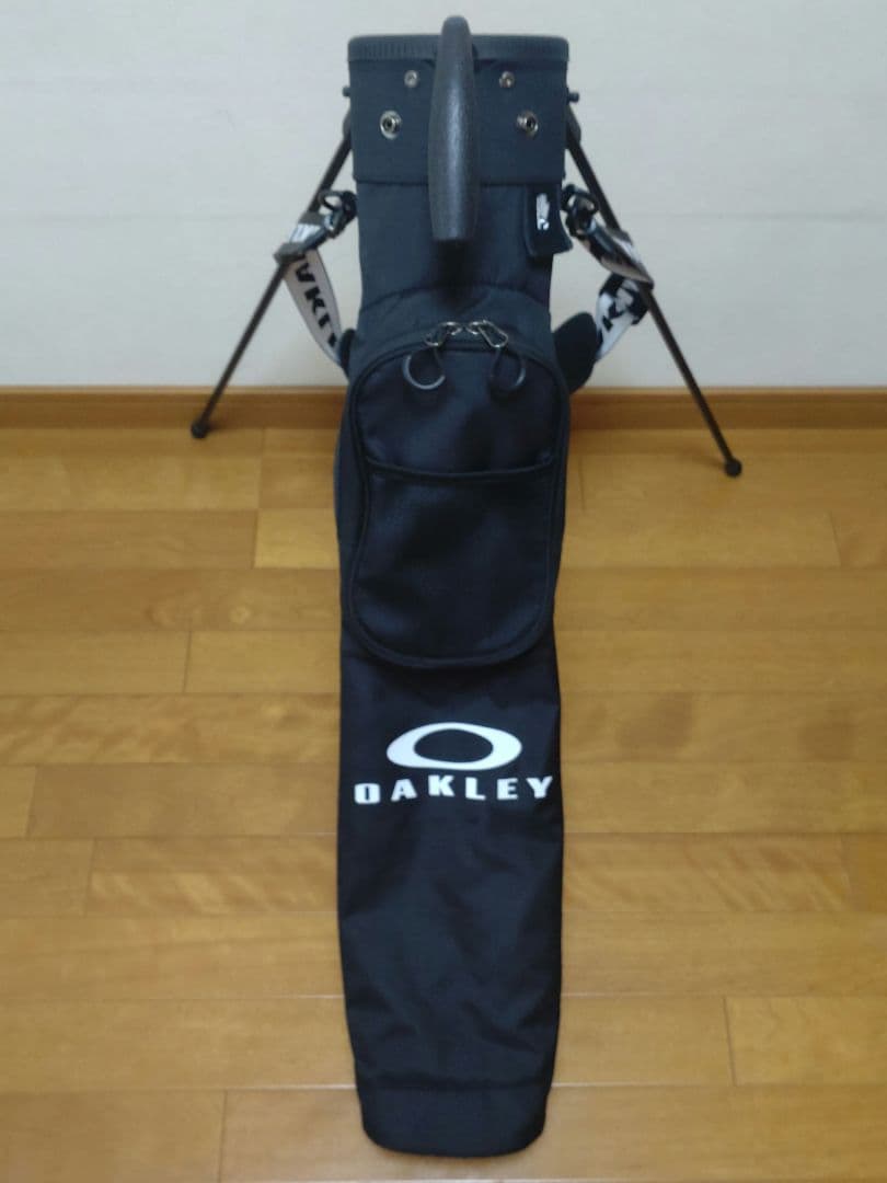 【超美品】OAKLEY セルフスタンドバッグ クラブケース ブラック