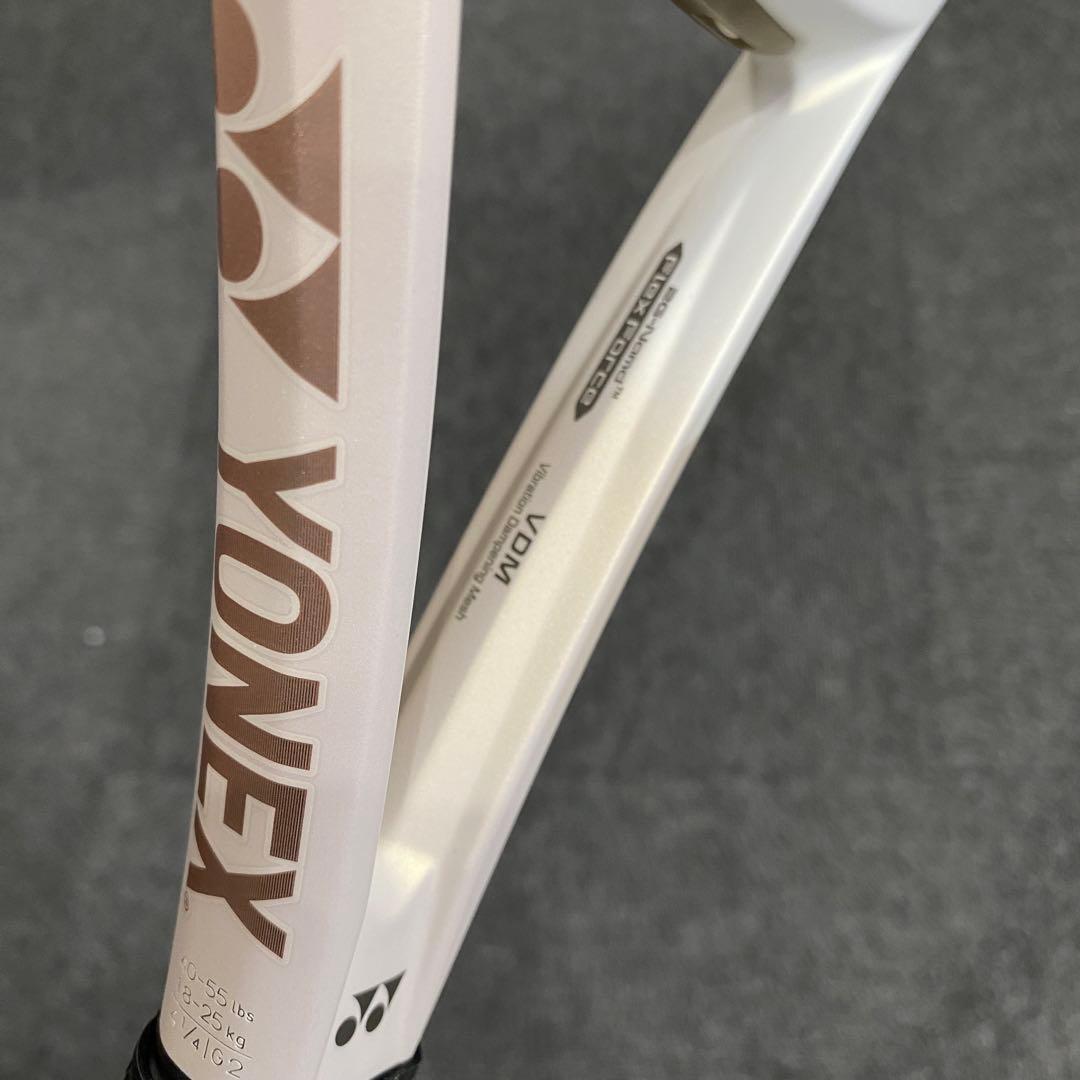 【美品】YONEX ヨネックス　VCORE 100L G2
