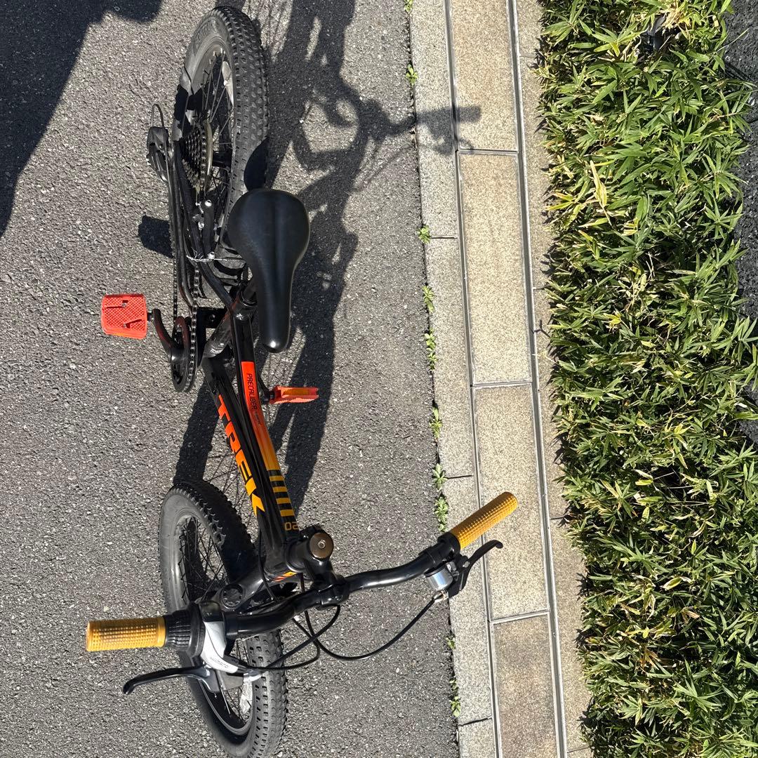 Trek 子供用自転車 黒/オレンジ 20インチ