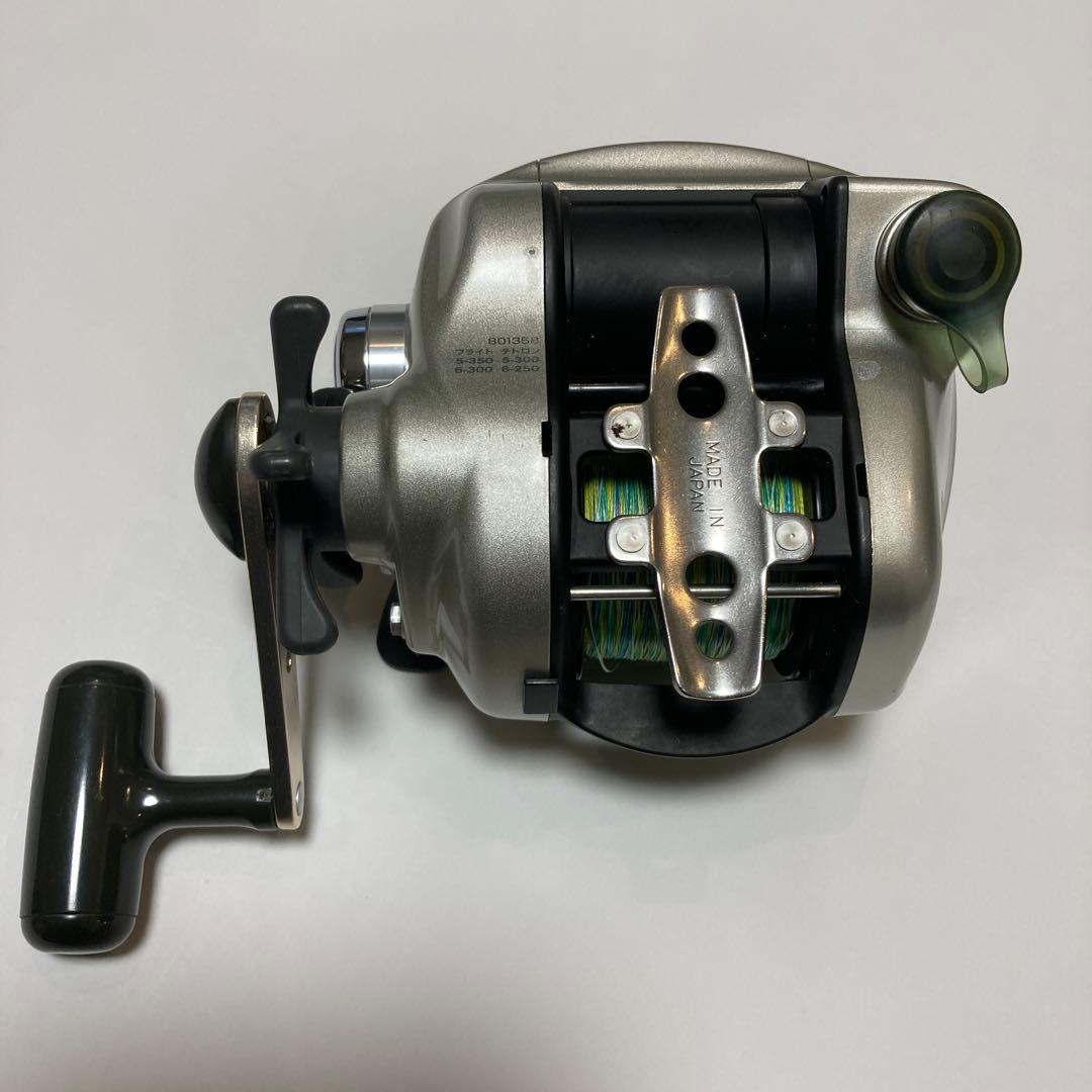 《美品》ダイワ 電動リール　スーパータナコンS 500W